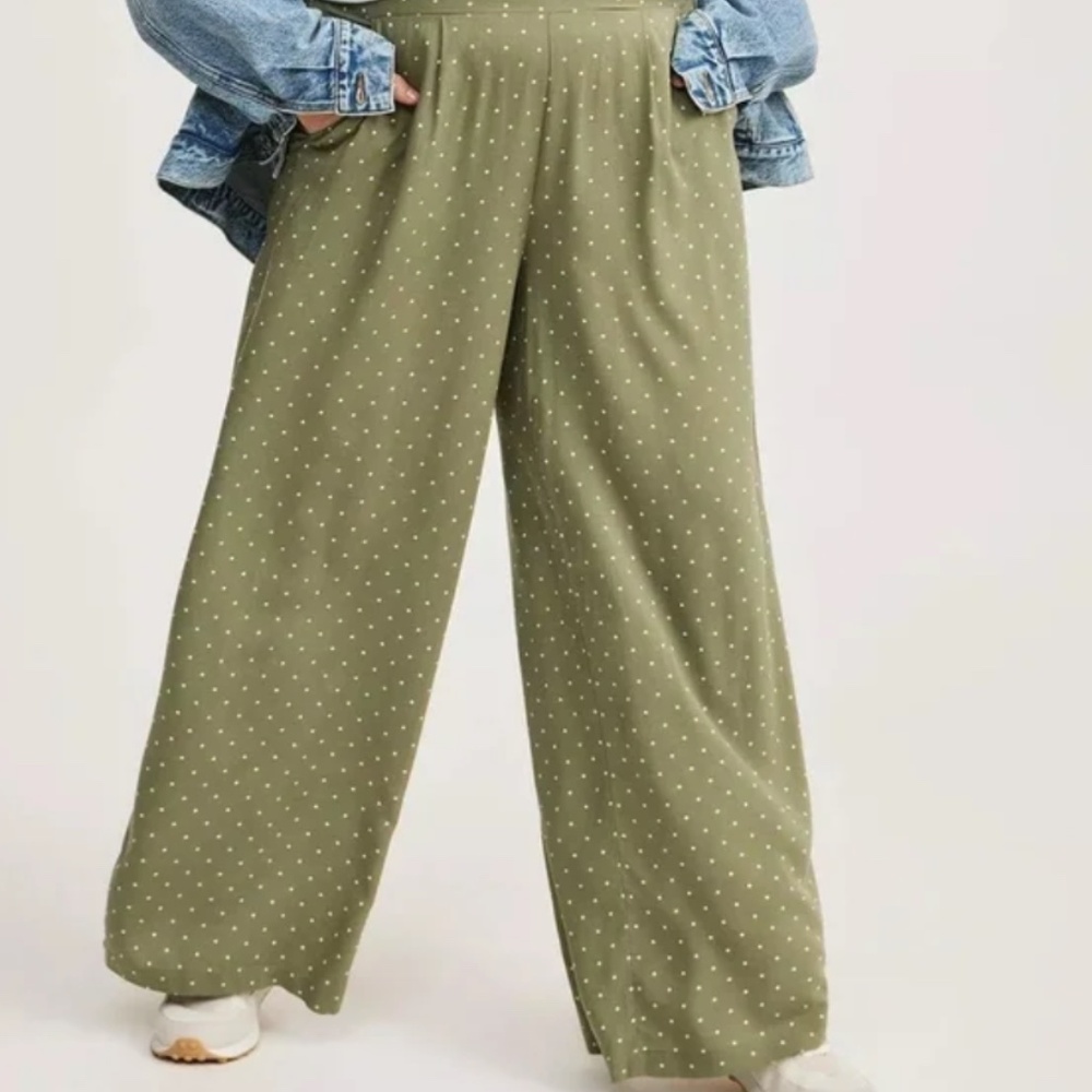 torrid Olive Green Wide-Leg Polka Dot Pants